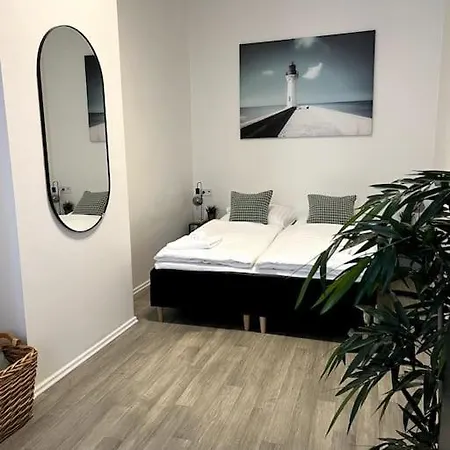 Cozy One Bedroom Close To City Center 4
