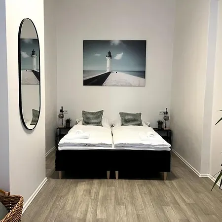 Cozy One Bedroom Close To City Center 4